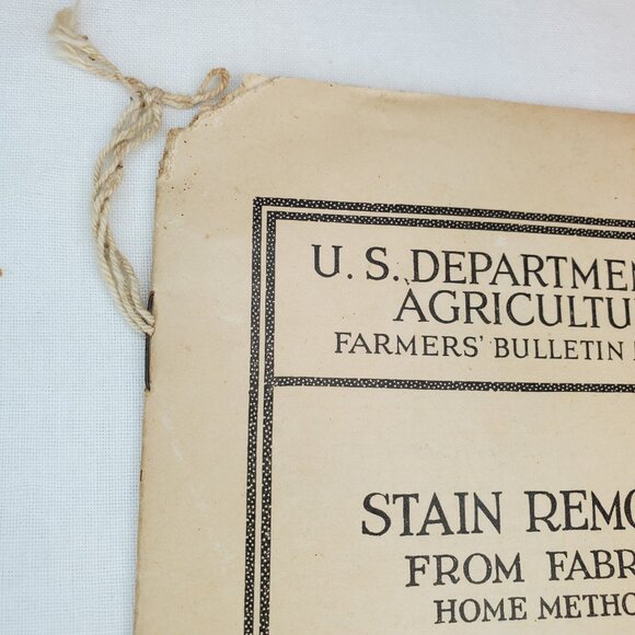 U.S. Department Of Agriculture Farmers Bulletin No 1474 Stain Removal Tips 1926 - Picture 13 of 13